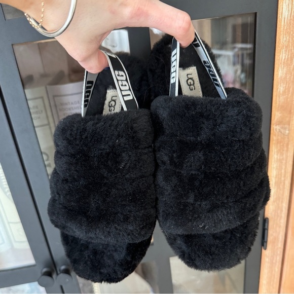 UGG girls Fluff Yeah Slippers slide on sandals faux fur kids fuzzy cozy house - Picture 6 of 13